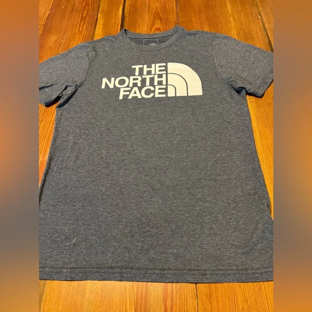 North Face‎ Grey Tee with Logo